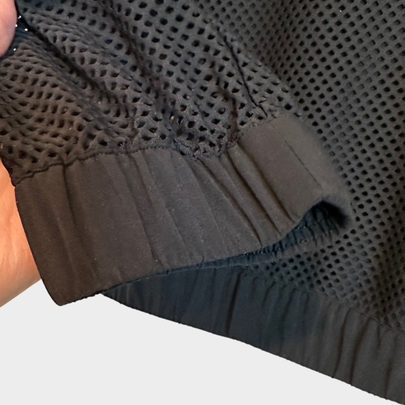 Lululemon Black Mesh Pullover - Picture 8 of 9
